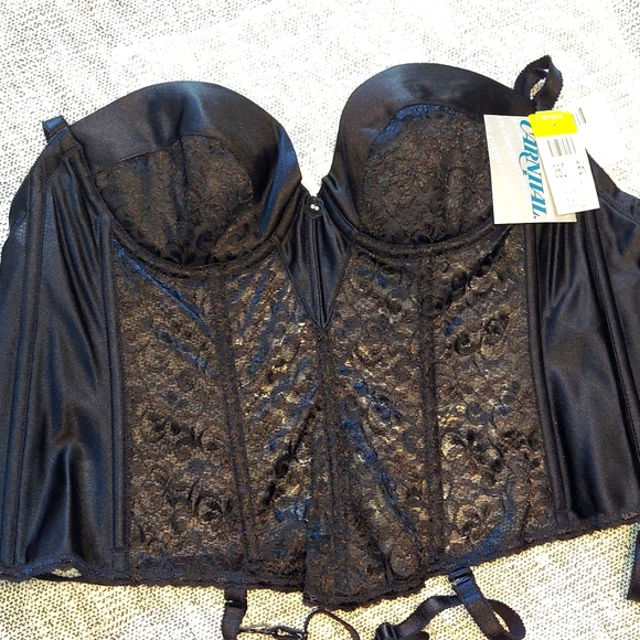 NWT Carnival Black Lace and Satin Bustier - Picture 3 of 7